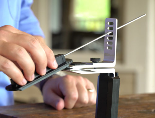 KNIFE SHARPENING KIT W/CASEACCUSHARP 3-STONE PRECISION - American Ordnance